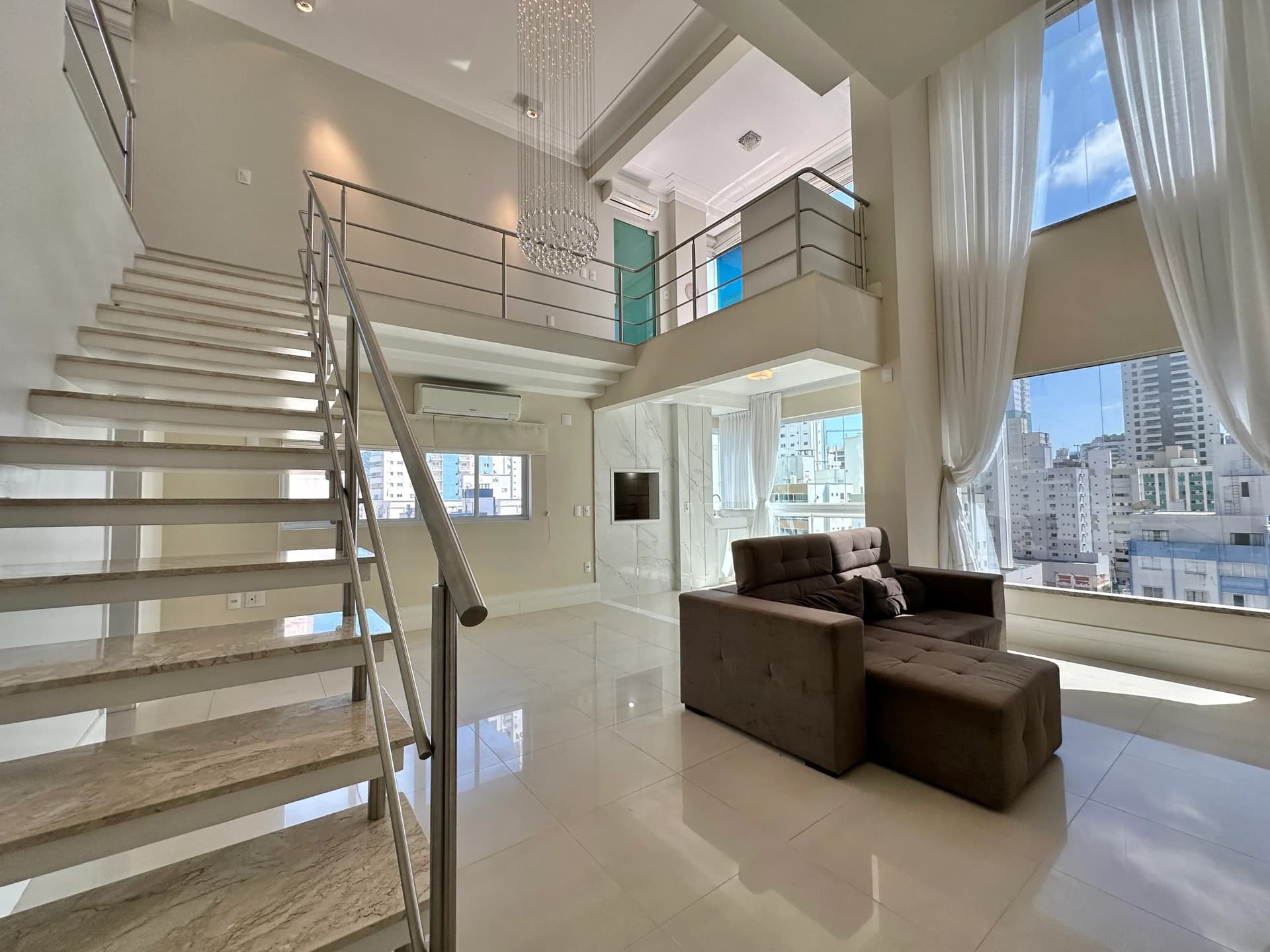 Apartamento à venda no bairro Centro em Balneário Camboriú/SC