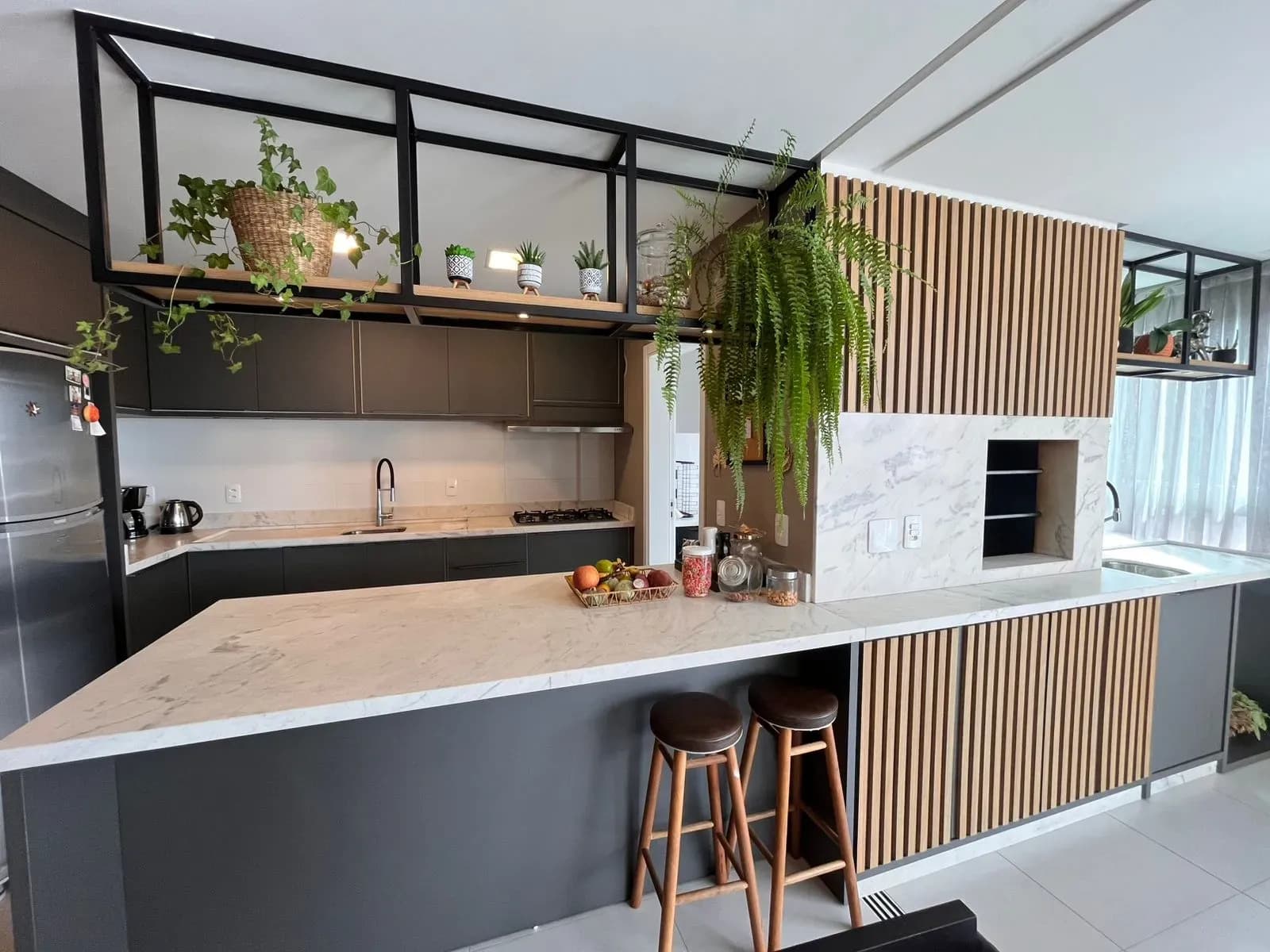 Apartamento à venda no bairro Meia Praia em Itapema/SC