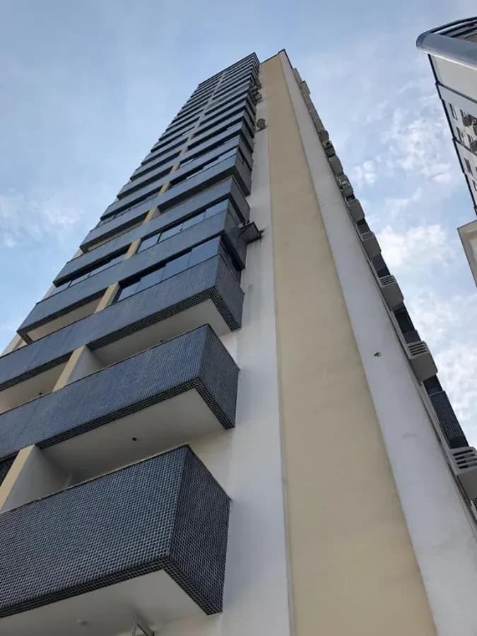 Apartamento à venda no bairro Centro em Balneário Camboriú/SC