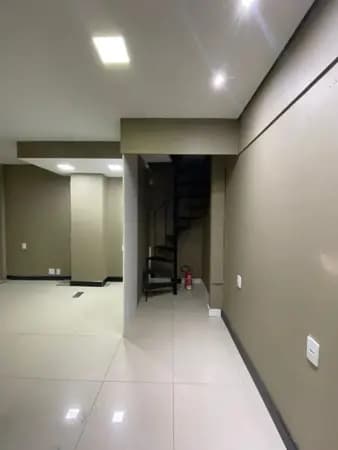 Garagem à venda no bairro Estados em Balneário Camboriú/SC