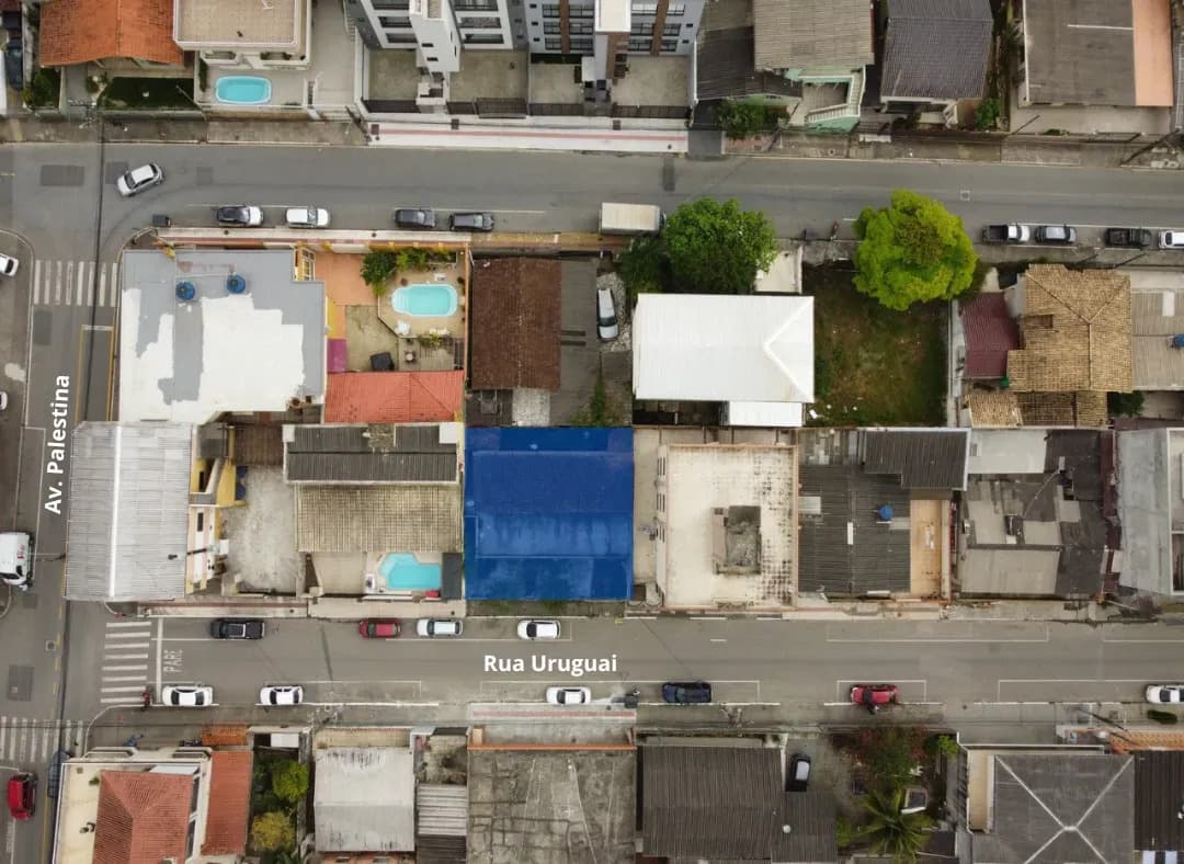 Terreno à venda no bairro Nações em Balneário Camboriú/SC