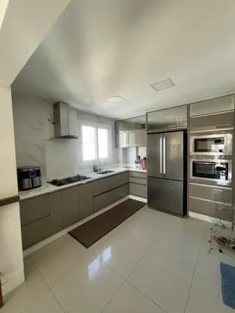 Apartamento à venda no bairro Centro em Balneário Camboriú/SC