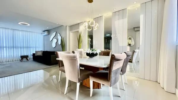 Apartamento à venda no bairro Centro em Balneário Camboriú/SC