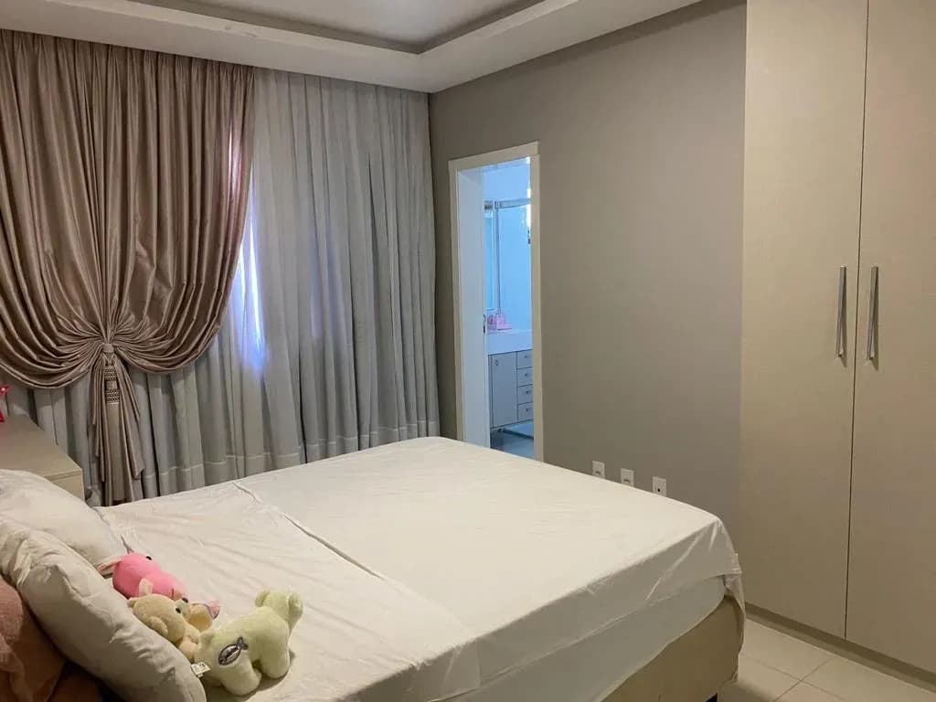 Apartamento à venda no bairro Meia Praia em Itapema/SC