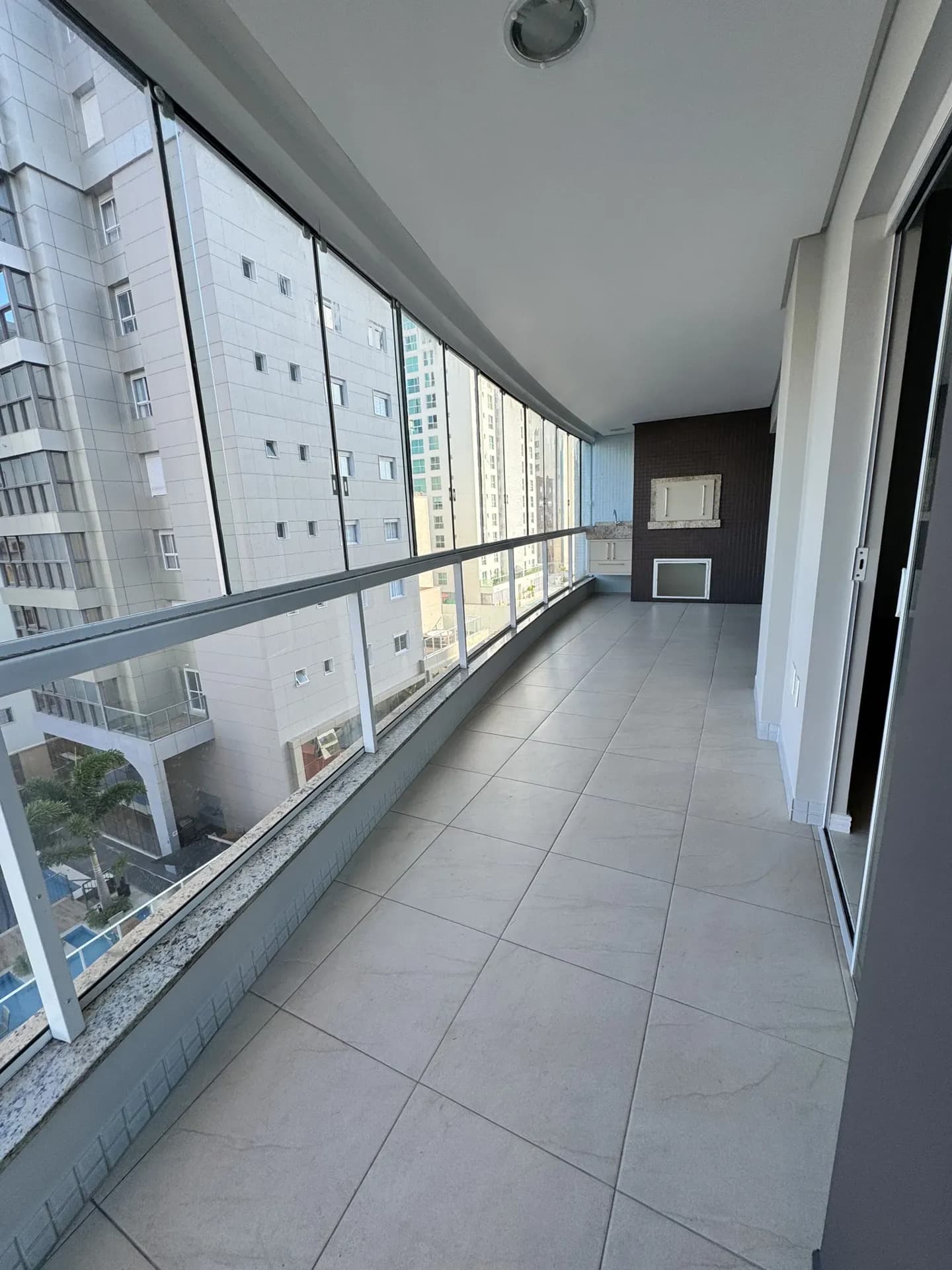 Apartamento à venda no bairro Centro em Balneário Camboriú/SC