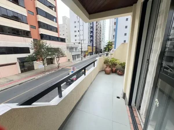 Apartamento à venda no bairro Centro em Balneário Camboriú/SC