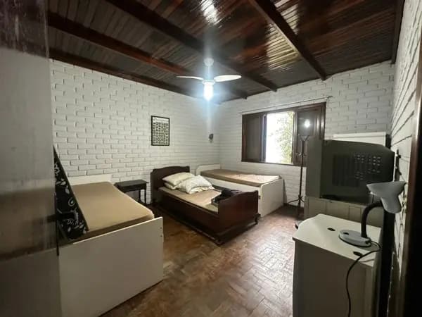 Casa à venda no bairro Centro em Balneário Piçarras/SC