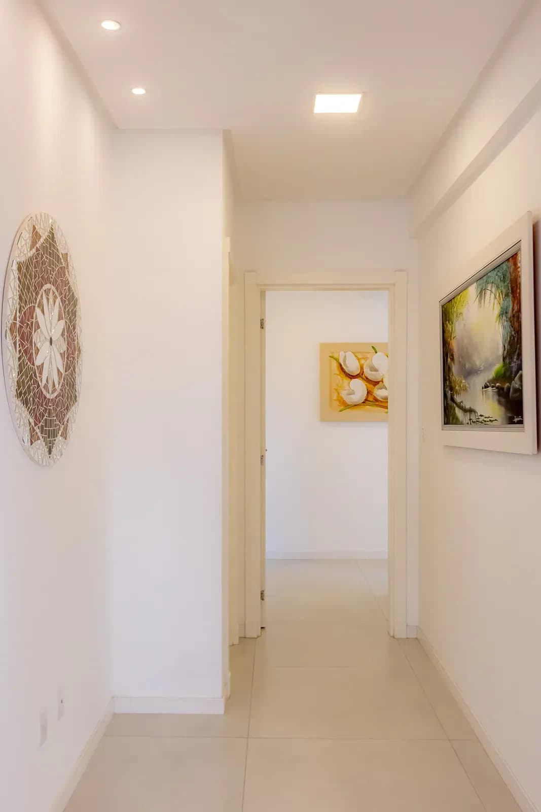 Apartamento à venda no bairro Meia Praia em Itapema/SC