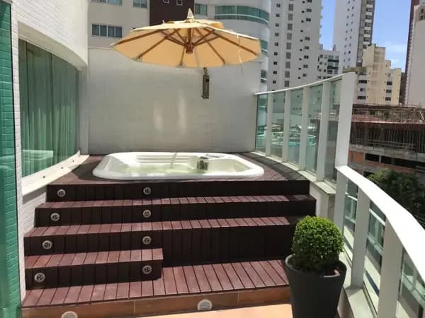 Apartamento à venda no bairro Pioneiros em Balneário Camboriú/SC