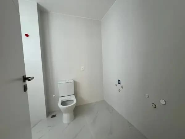 Apartamento à venda no bairro Pioneiros em Balneário Camboriú/SC