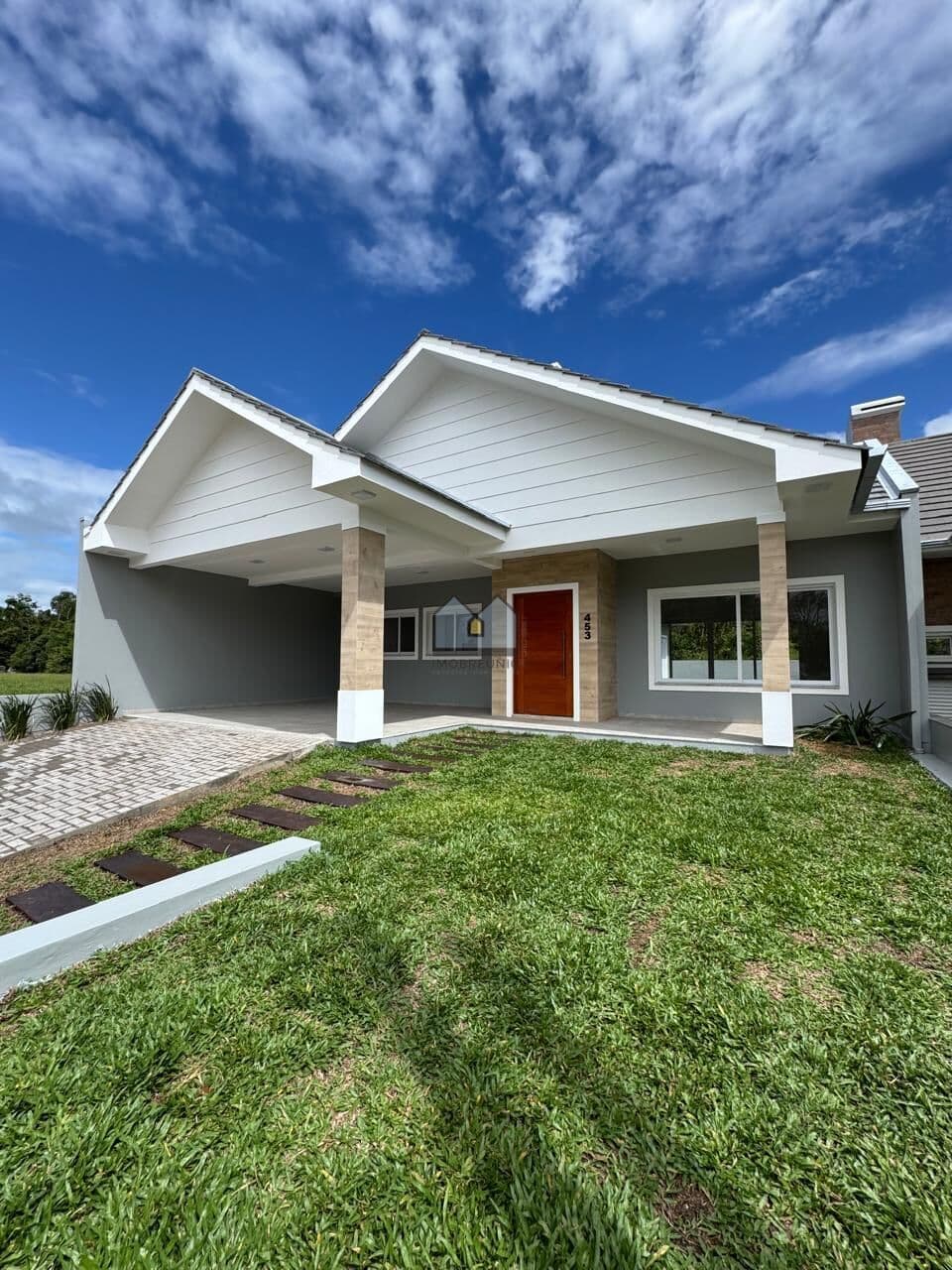 ✨ CASA ARAUCÁRIA | Conforto, luz e exclusividade no Loteamento Parque das Palmeiras – Linha Santa Cruz