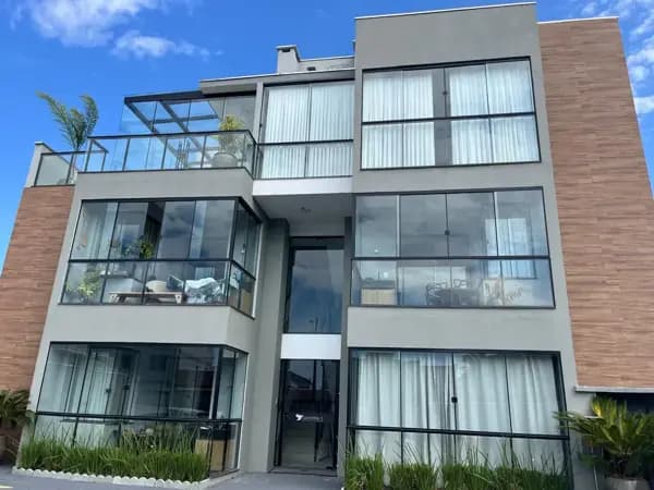 Casa à venda no bairro Nossa Senhora Da Paz em Balneário Piçarras/SC