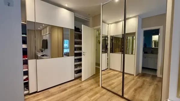 Apartamento à venda no bairro Pioneiros em Balneário Camboriú/SC