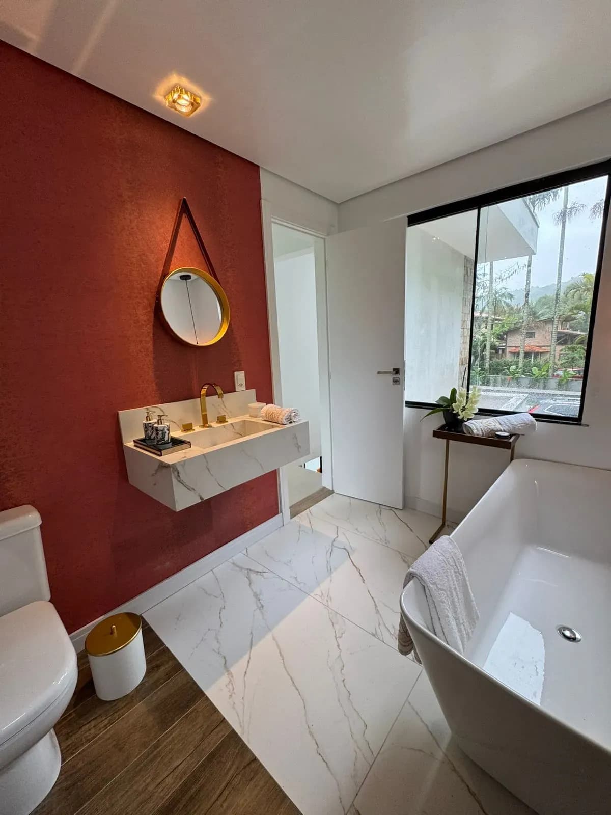 Casa à venda no bairro Praia das Taquaras em Balneário Camboriú/SC