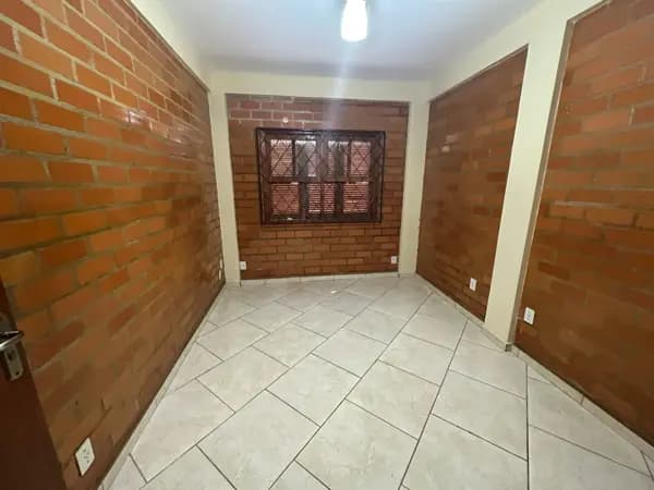 Casa à venda no bairro Centro em Balneário Piçarras/SC