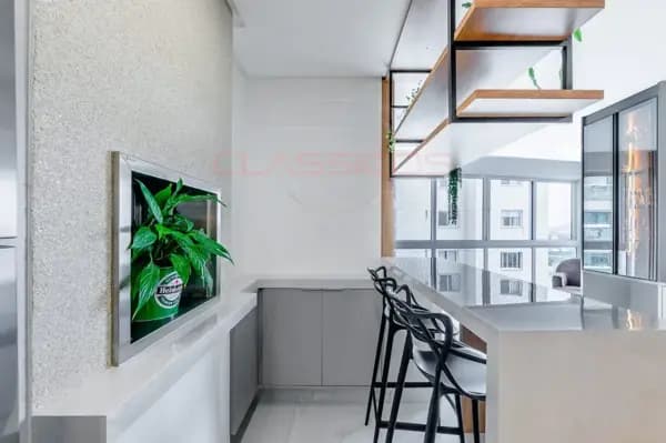 Apartamento à venda no bairro Itacolomi em Balneário Piçarras/SC
