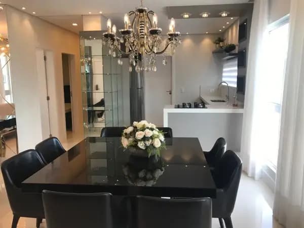 Apartamento à venda no bairro Meia Praia em Itapema/SC