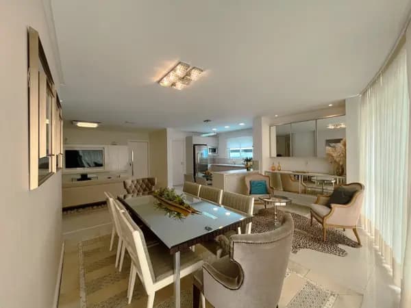 Apartamento à venda no bairro Centro em Balneário Camboriú/SC