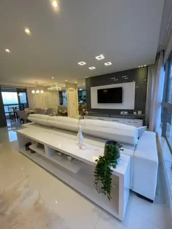Apartamento à venda no bairro Centro em Balneário Camboriú/SC