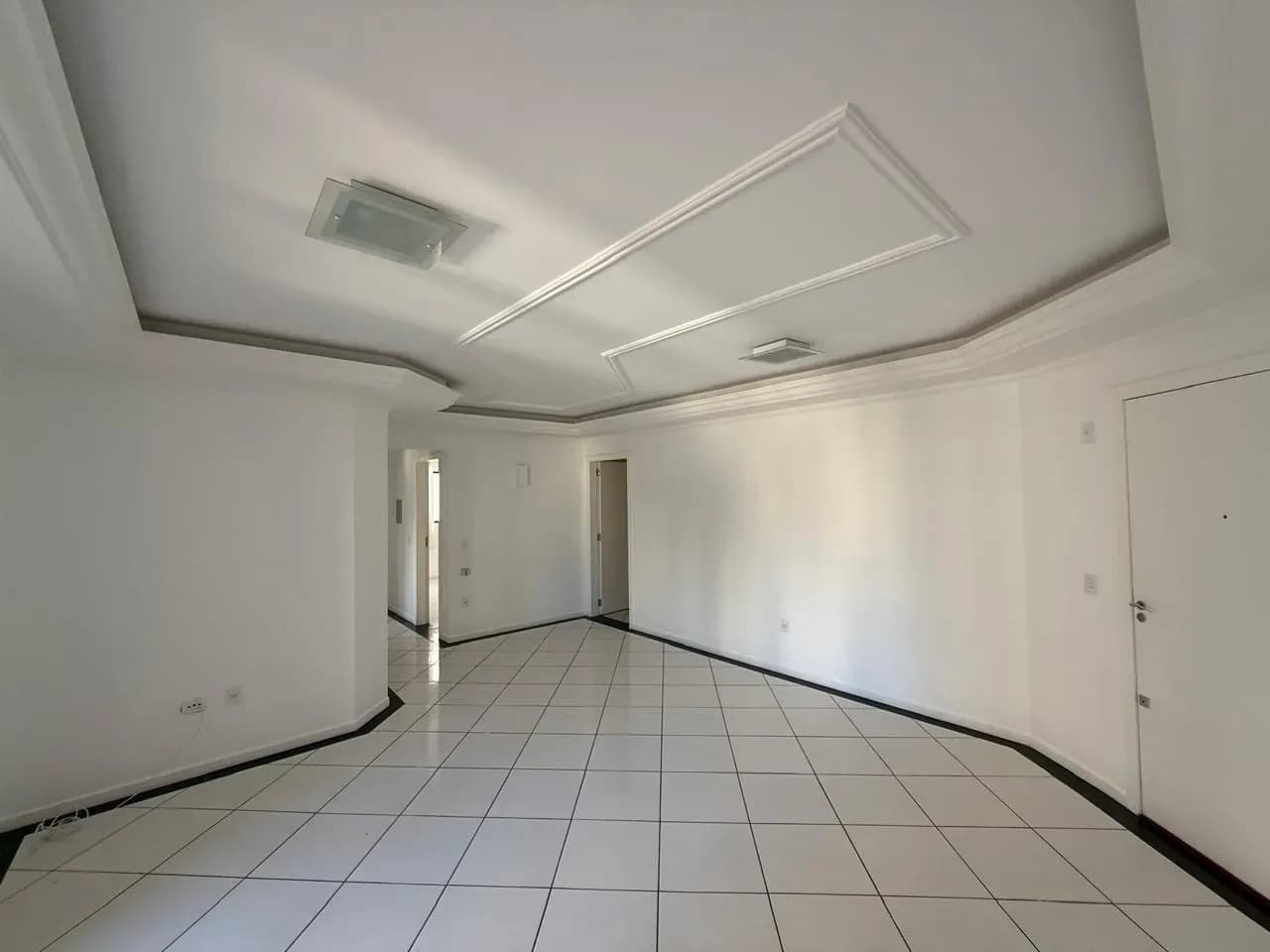 Apartamento à venda no bairro Centro em Balneário Camboriú/SC