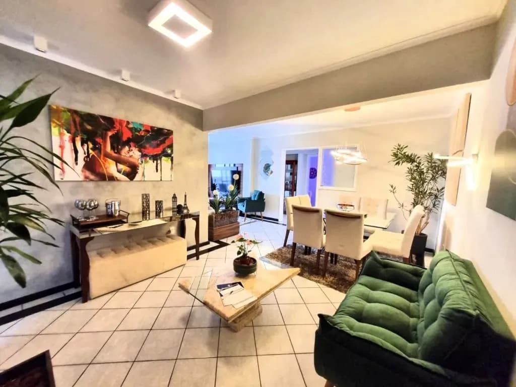 Apartamento à venda no bairro Centro em Balneário Camboriú/SC