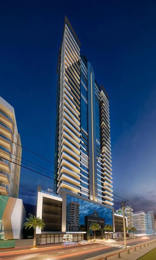 Apartamento à venda no bairro Meia Praia em Itapema/SC