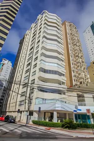 Apartamento à venda no bairro Barra Sul em Balneário Camboriú/SC