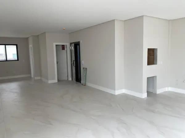 Apartamento à venda no bairro Centro em Balneário Camboriú/SC