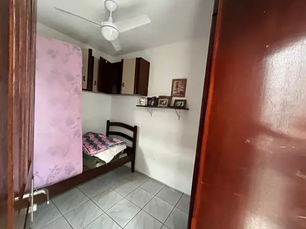 Casa à venda no bairro Itacolomi em Balneário Piçarras/SC