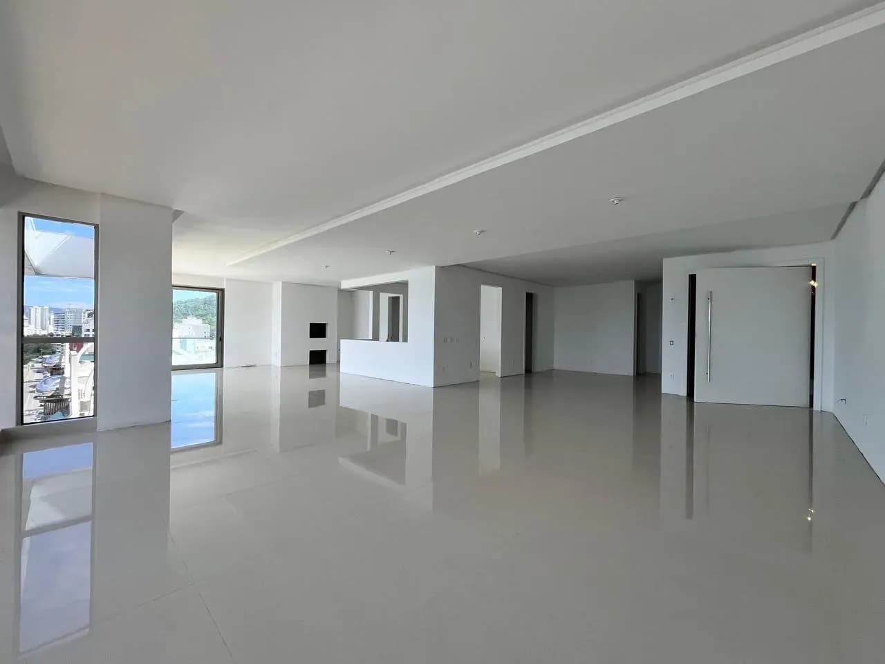 Apartamento à venda no bairro Centro em Itapema/SC