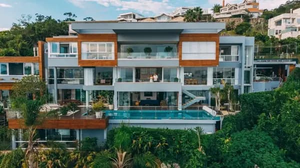 Casa à venda no bairro Cacupé em Florianópolis/SC