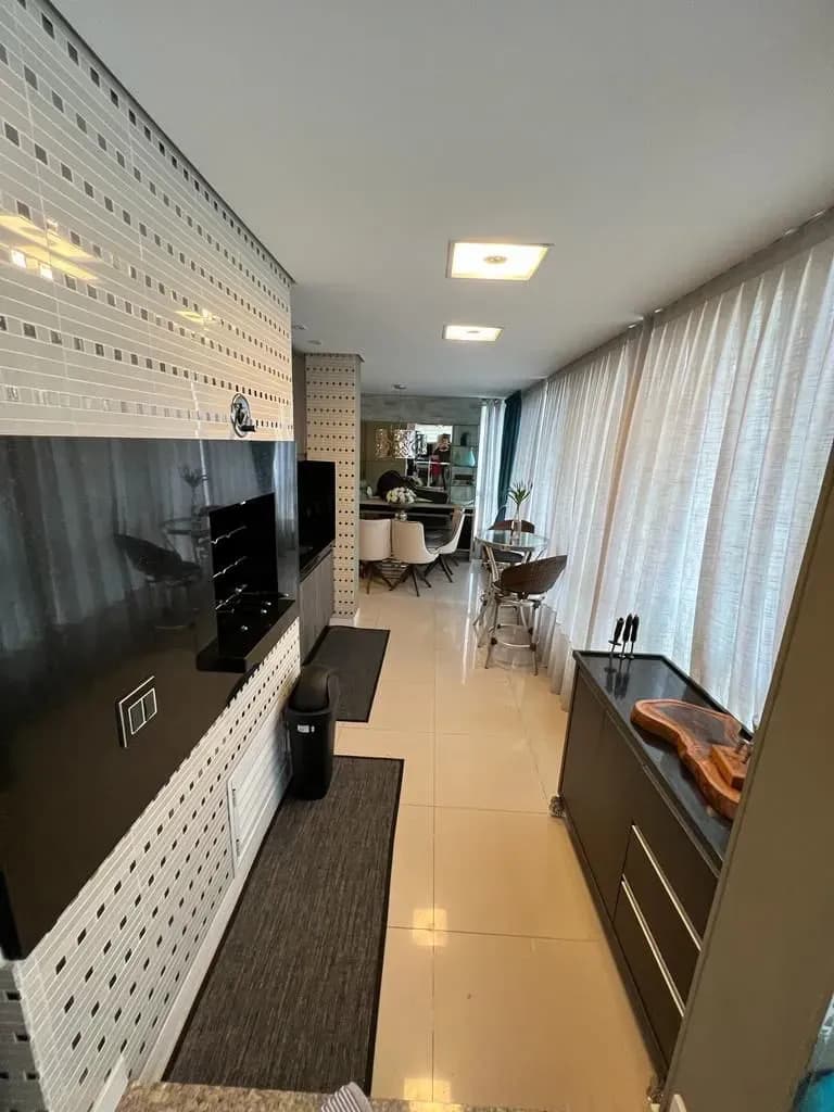 Apartamento à venda no bairro Centro em Balneário Camboriú/SC