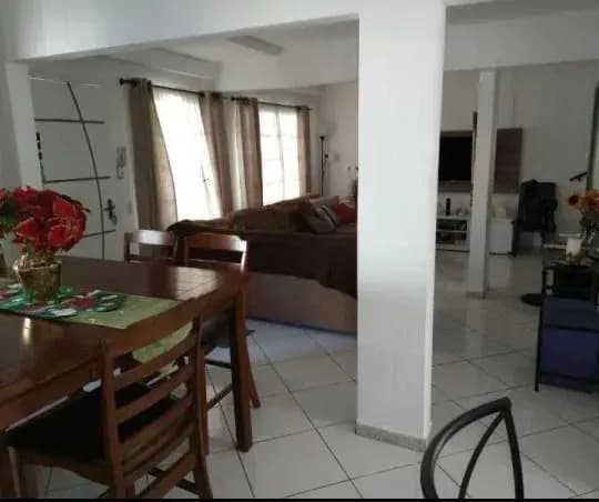 Casa à venda no bairro Centro em Balneário Camboriú/SC