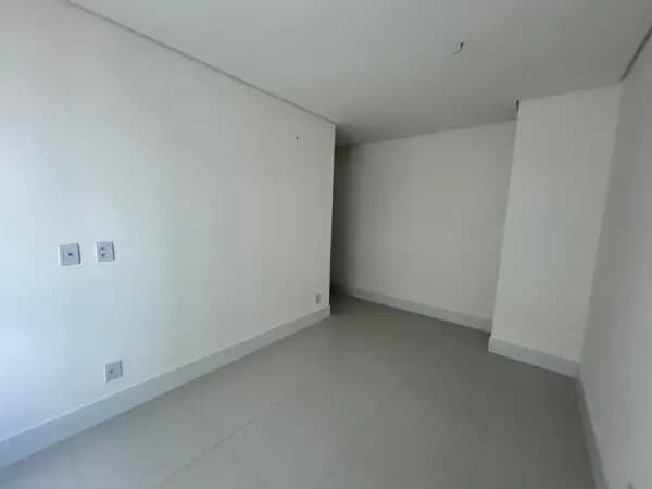 Apartamento à venda no bairro Itacolomi em Barra Velha/SC
