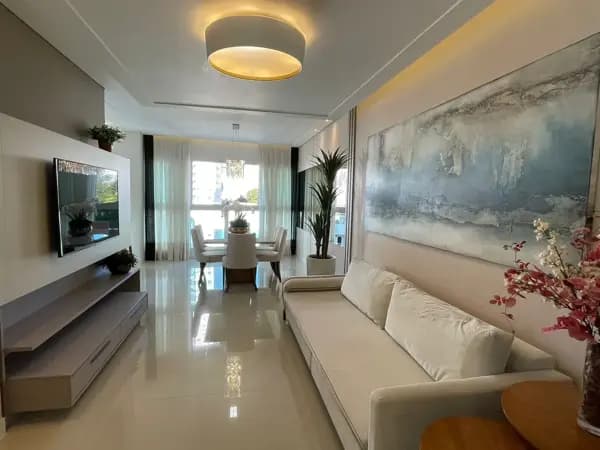 Apartamento à venda no bairro Pioneiros em Balneário Camboriú/SC
