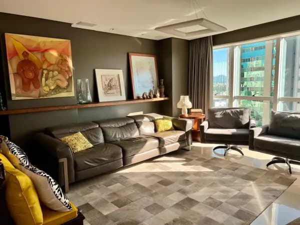 Apartamento à venda no bairro Centro em Balneário Camboriú/SC