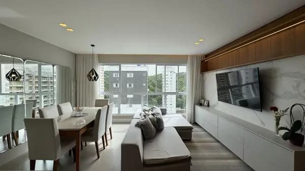 Apartamento à venda no bairro Pioneiros em Balneário Camboriú/SC