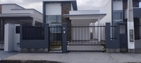 Casa à venda no bairro Areias em Tijucas/SC