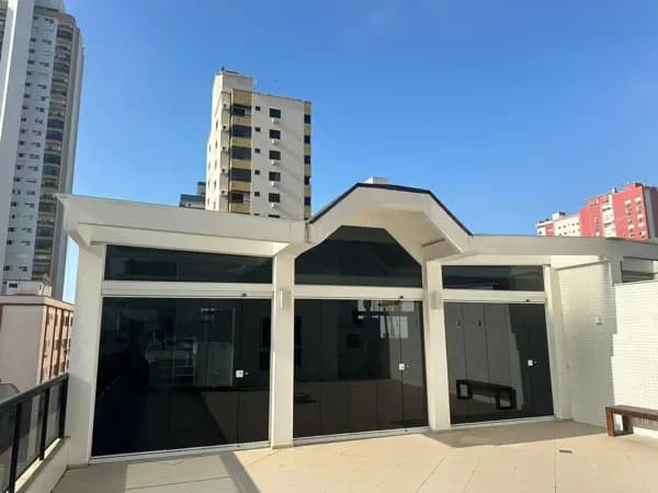 Apartamento à venda no bairro Centro em Balneário Camboriú/SC