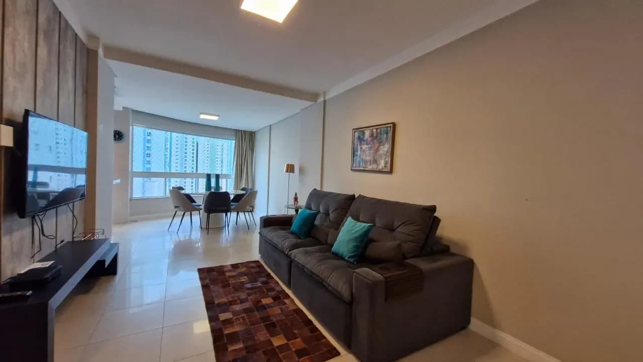 Apartamento à venda no bairro Pioneiros em Balneário Camboriú/SC