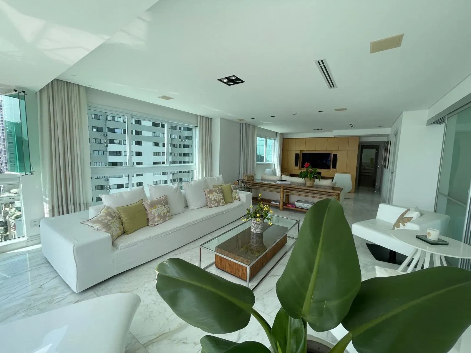 Apartamento à venda no bairro Centro em Balneário Camboriú/SC