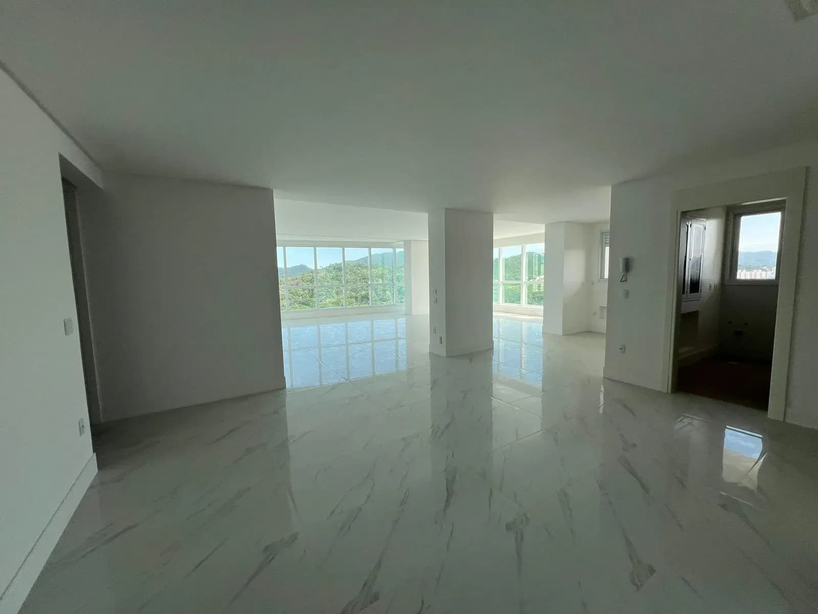 Apartamento à venda no bairro Centro em Balneário Camboriú/SC