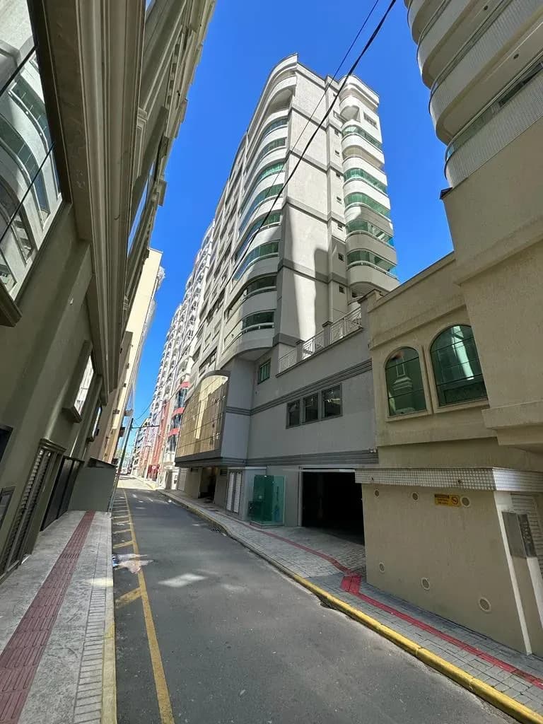 Apartamento à venda no bairro Morretes em Itapema/SC