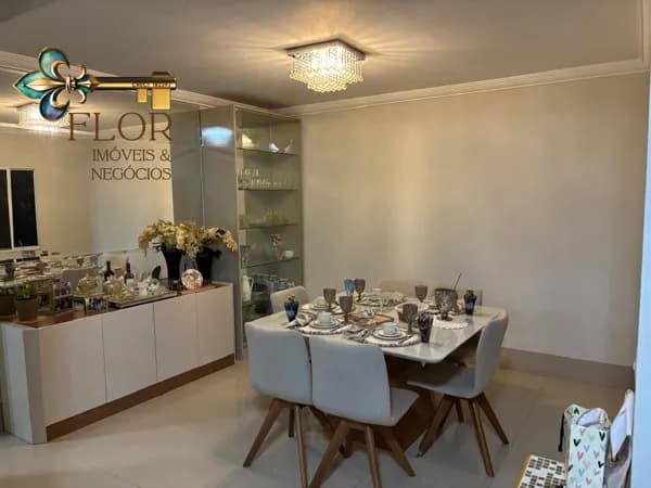 Sobrado Reformado no Condomínio fechado Residencial das Palmeiras – Jardim Cuiabá 148m² | Projeto exclusivo | Reforma completa | Privacidade absoluta