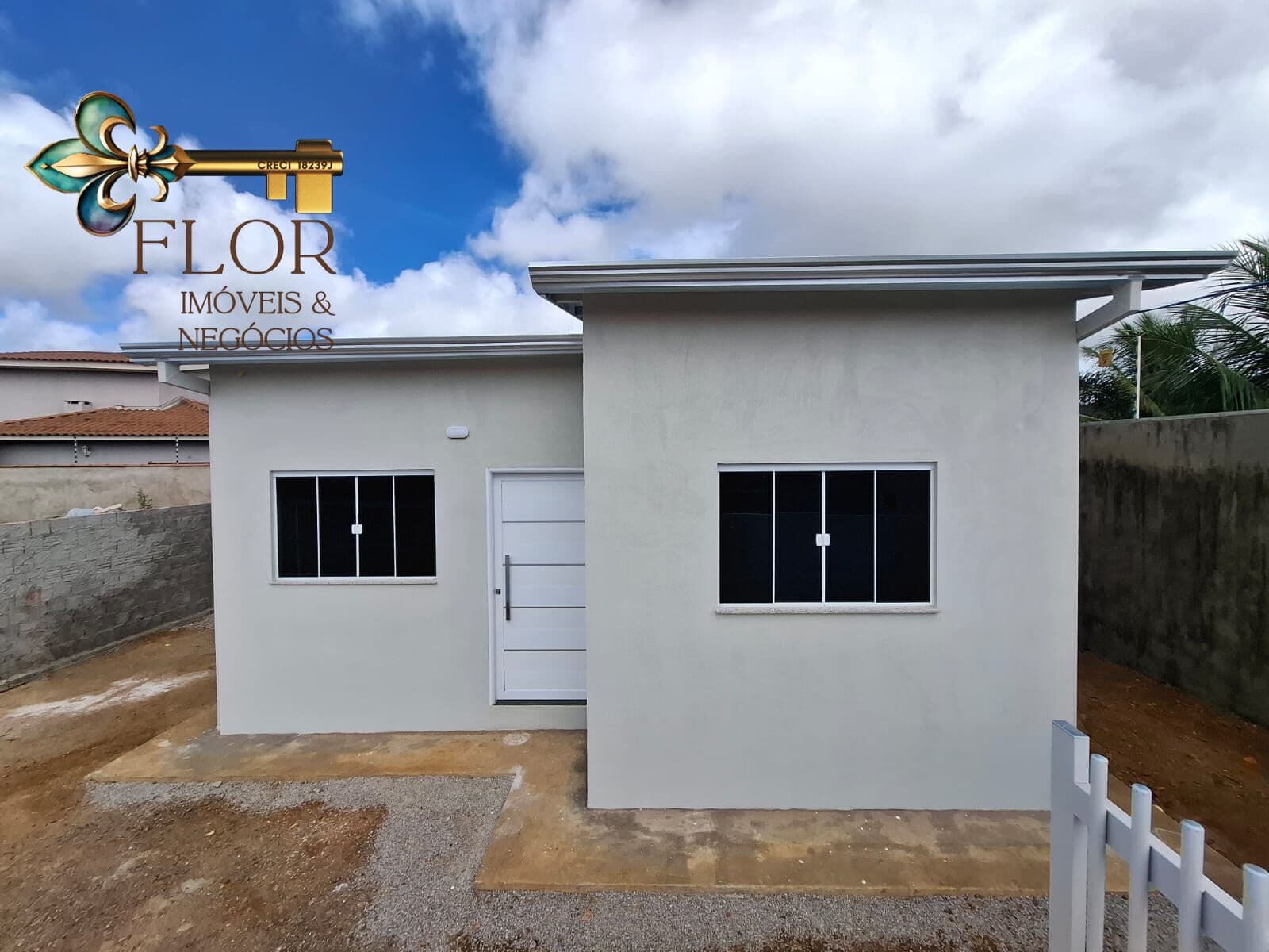 Casa nova e pronta para financiamento no Mira Flores, Chapada dos Guimarães - 2 quartos (1 suíte), 105m², murada e documentada