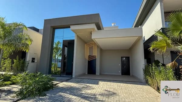 Casa térrea à venda no Florais do Parque em Cuiabá com 3 suítes e piscina