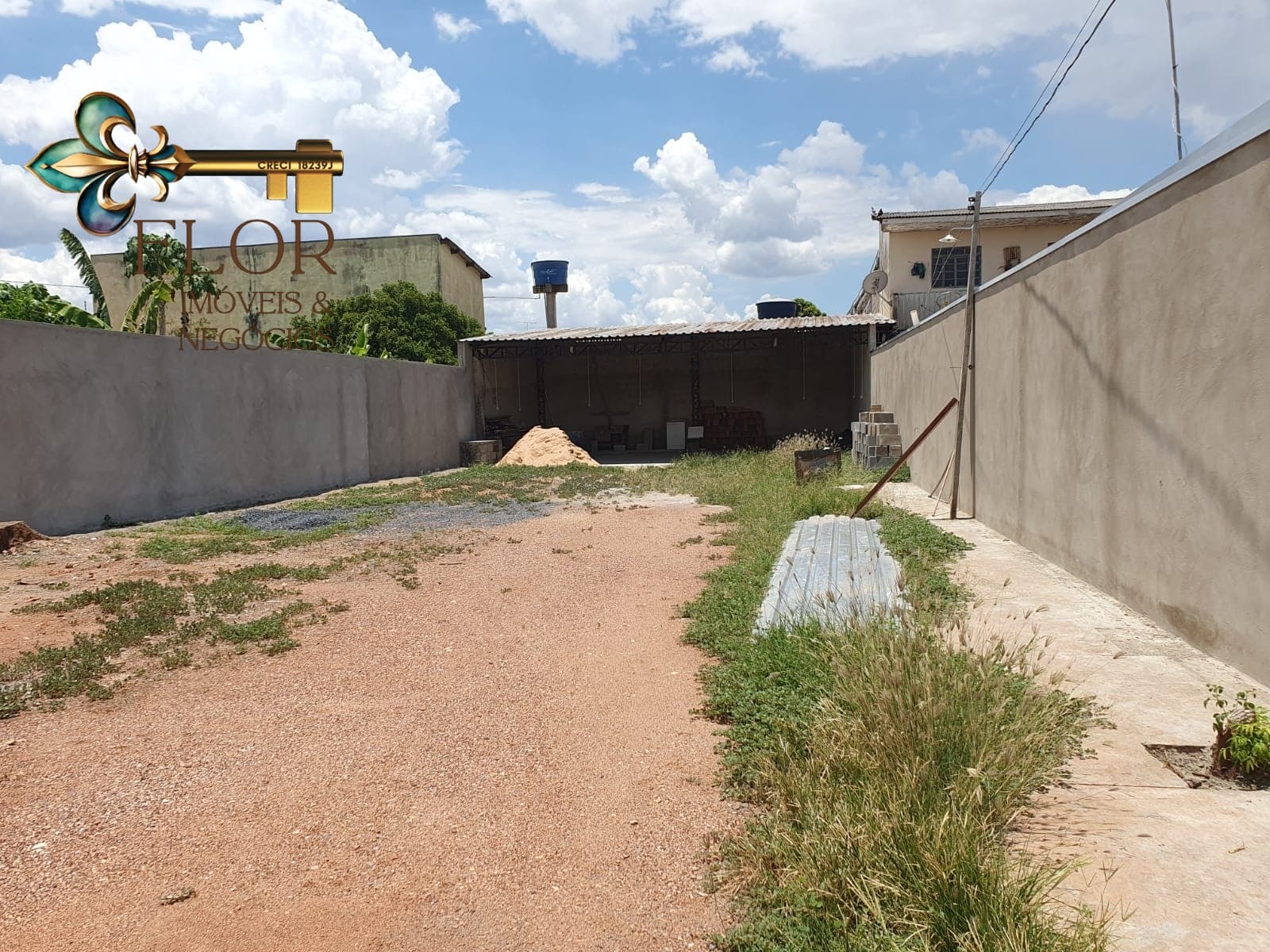 Galpão/Depósito/Armazém em Cuiabá - Praeiro