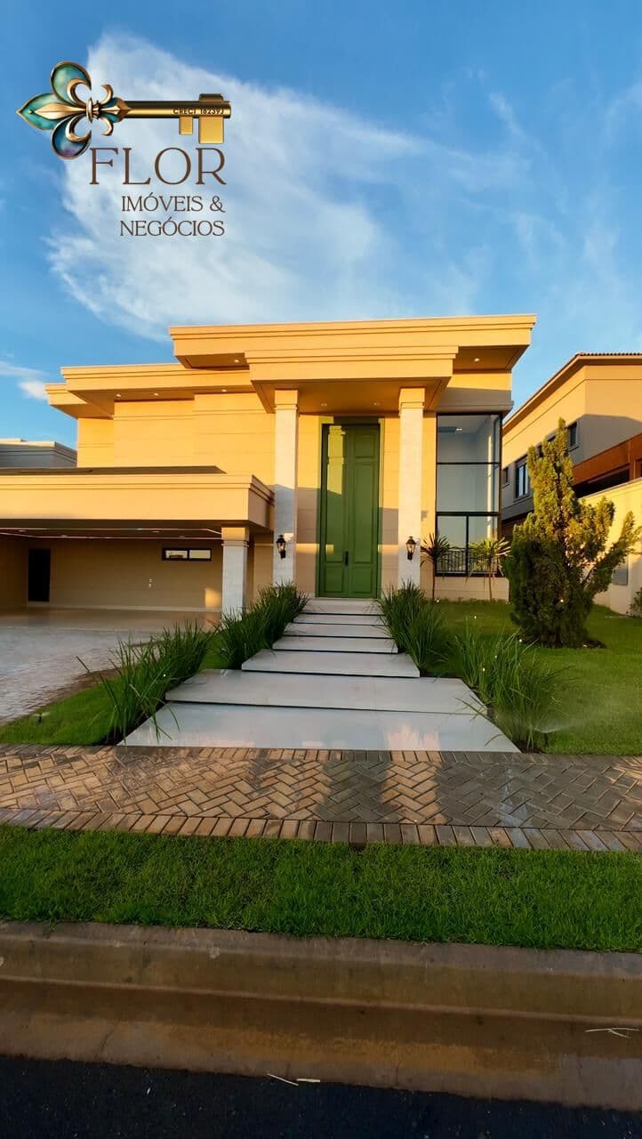 Casa Térrea no Supremo Itália | 4 Suítes, Piscina e Alto Padrão em Cuiabá