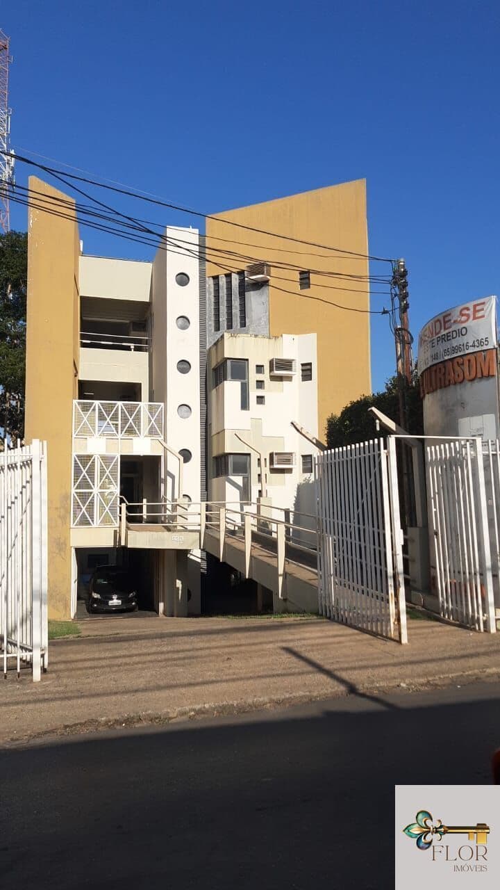 Prédio Comercial na avenida 13 de Junho, Centro, Cuiabá, perto do Hospital Geral