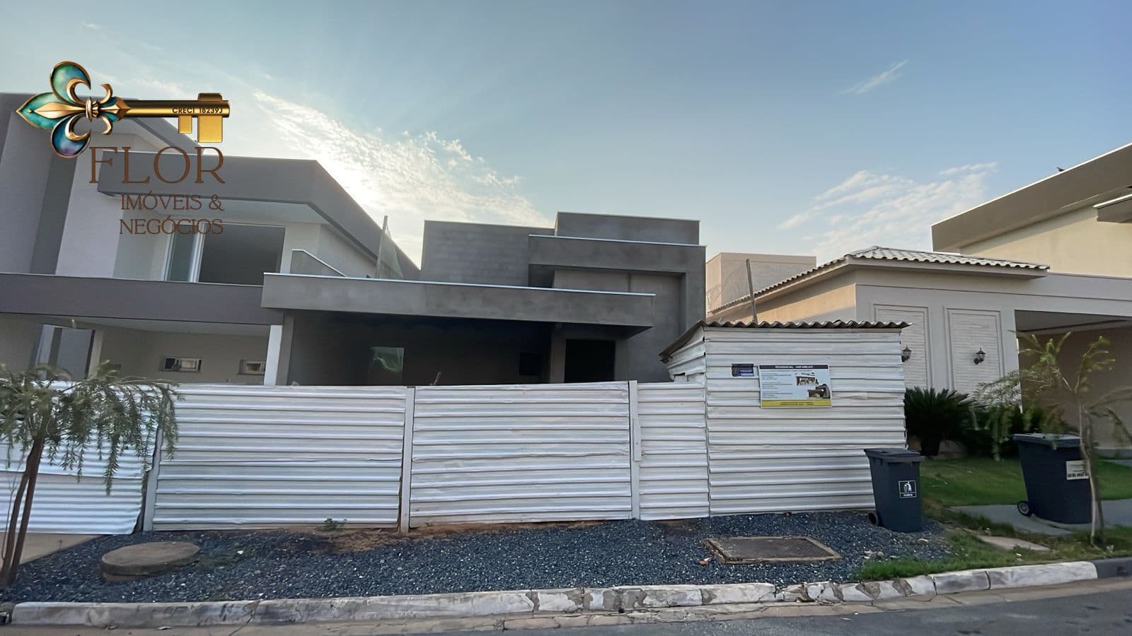 Casa térrea à venda no Condomínio Primor das Torres, Cuiabá – 3 quartos, piscina aquecida e alto padrão